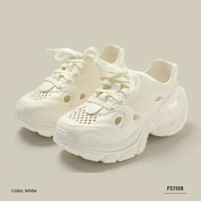 Moonstep Female Slipper